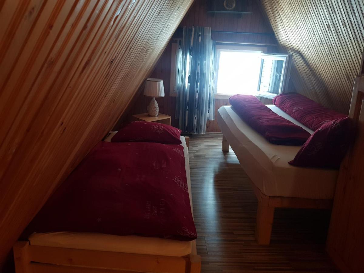 Enjoy The Silence Holiday Home Влашич Екстериор снимка